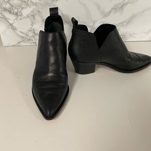 Dolce Vita – Sonni Pointy Toe Bootie 6.5